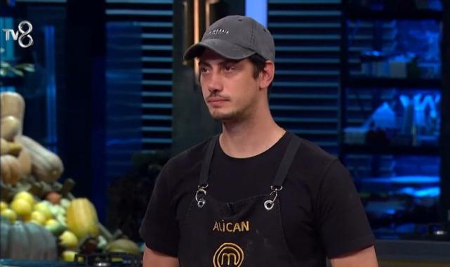 Şampiyon adayıydı! MasterChef'e veda eden isim belli oldu