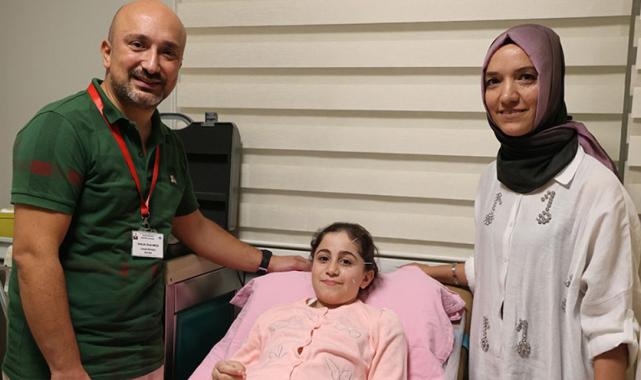 Samsun'da yüz felci geçiren 10 yaşındaki çocuk, akupunktur ile sağlığına kavuştu