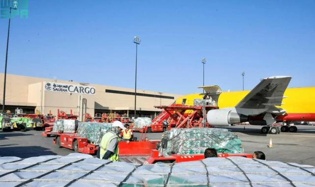 Suudi Arabistan, Gazze'ye 35 ton yardım gönderdi
