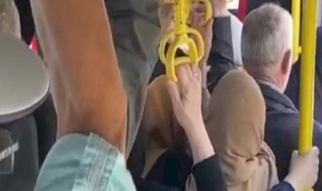 Bursa'da otobüs dolunca tepki gösteren şoför hareket etmedi