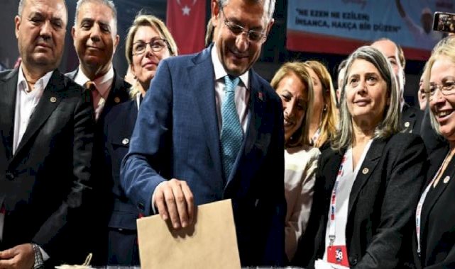 CHP'de Parti Meclisi ve Yüksek Disiplin Kurulu seçimleri için oy verme işlemi sona erdi