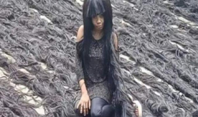 Dünyanın en uzun el yapımı peruğu: Nijeryalı Helen Williams rekor kırdı