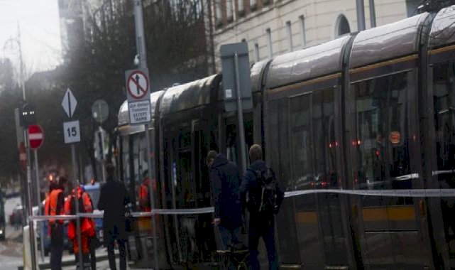 İrlanda'da bıçaklı saldırı sonrası olaylar: 34 gözaltı