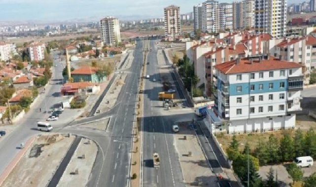 Kayseri Kocasinan asfaltta gece gündüz mesaiyle rekor kırdı