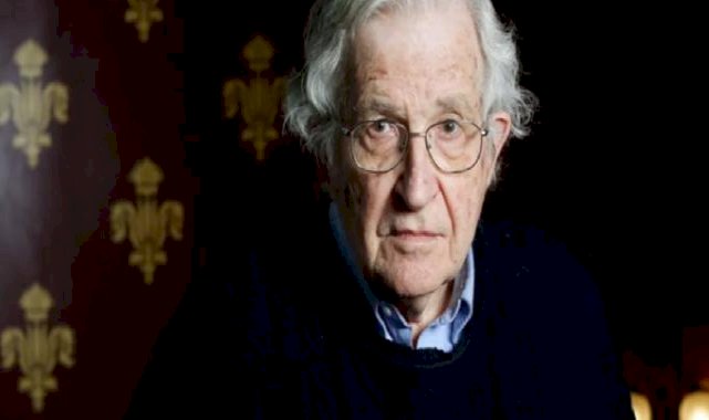 Yahudi dilbilimci Chomsky: Filistinliler zengin değil, bu yüzden kimse yardım etmeyecek