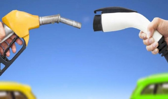 Yıllar geçmesine rağmen neden hala otomobil yakıtı olarak su kullanamıyoruz