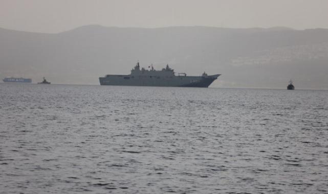TCG Anadolu Körfez'e demir attı