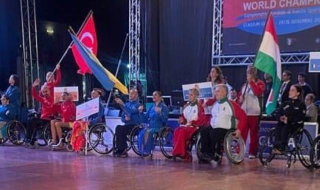 Tekerlekli Sandalye Para Dans'ta Barış Bayraktar'dan 2 dünya ikinciliği