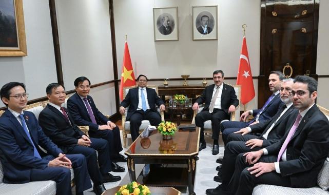 Türkiye ve Vietnam ikili ticaret hacmini artırmayı hedefliyor