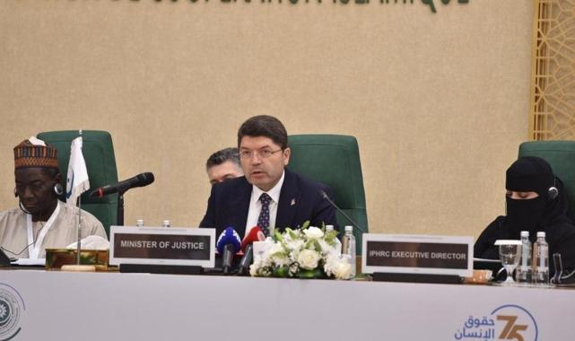 Yılmaz Tunç: Filistin'de yaşananlar artık insan hakları ihlalini aştı