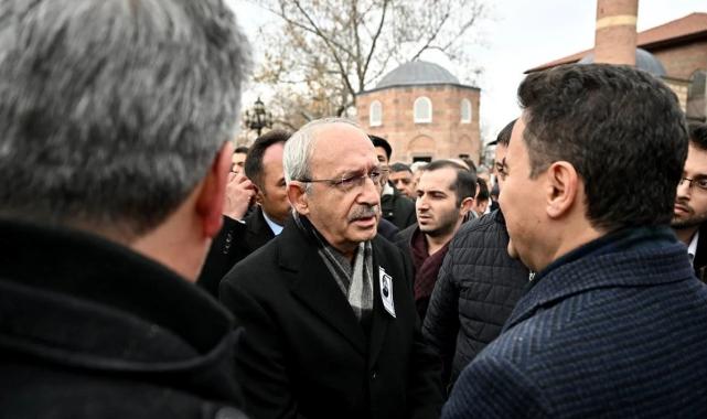 Ali Babacan’ın annesi son yolculuğuna uğurlandı