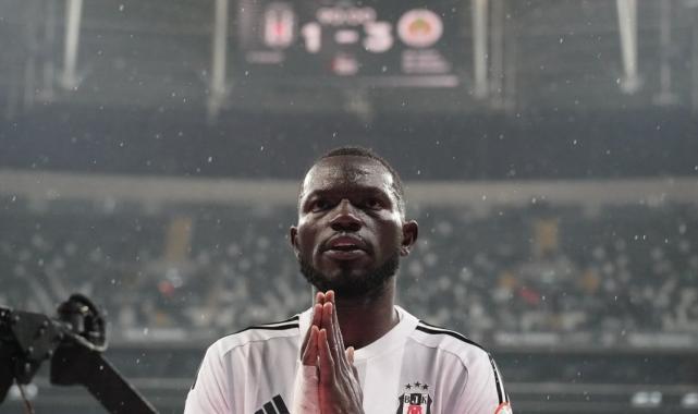 Beşiktaş, Süper Lig'in ilk yarısında zirveden uzak kaldı