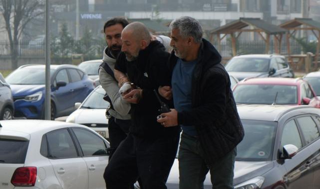 Bolu'da adliyeye girmemek için başını otomobillere vuran hırsız tutuklandı