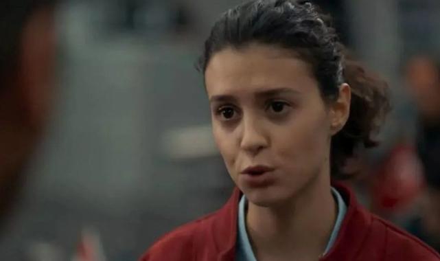 Buçe Buse Kahraman’ın estetiksiz hali "Düşman başına" dedirtti! Doktorunun eline sağlık…