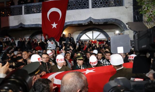 CHP lideri Özgür Özel'e şehit cenazesinde tepki! 'Özgür dışarı'