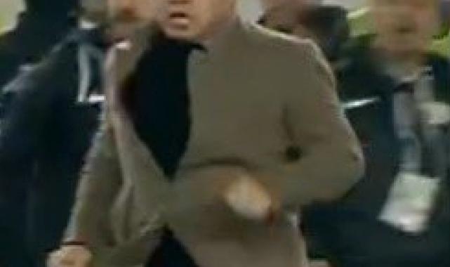 Futbol dünyası bu görüntüleri unutmayacak: Halil Umut Meler'e tekme üstüne tekme