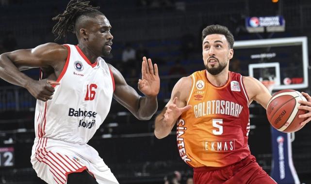 Galatasaray, Bahçeşehir Koleji'ne mağlup oldu