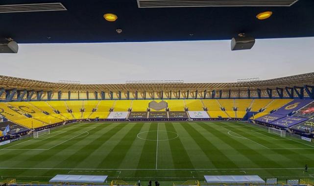 Galatasaray ile Fenerbahçe 19. farklı stadyumda kozlarını paylaşacak