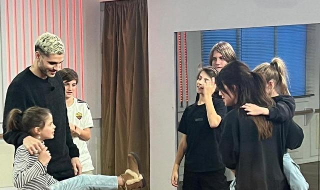 Galatasaraylıların yengesi Wanda Nara yaralandı! Icardi soluğu Roma'da aldı