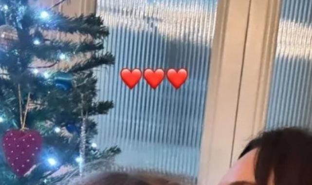 Hande Ataizi, gözlerden uzak büyüttüğü oğlu Leon ile paylaşım yaptı