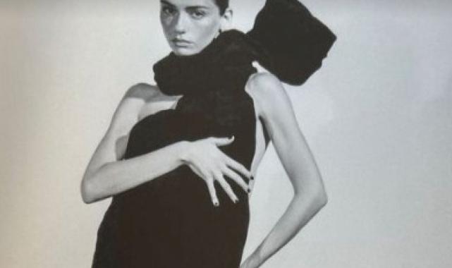 Hazar Ergüçlü'nün cesur pozu sosyal medyayı salladı: Takipçileri "Yakıyorsun" yazdı