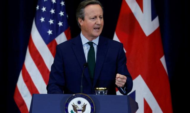 İngiltere, ABD’li Cumhuriyetçileri Ukrayna’ya silah sevkiyatı için ikna etmeye çalışıyor