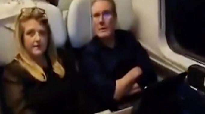 İngiltere'de muhalefet lideri Starmer'a Gazze protestosu