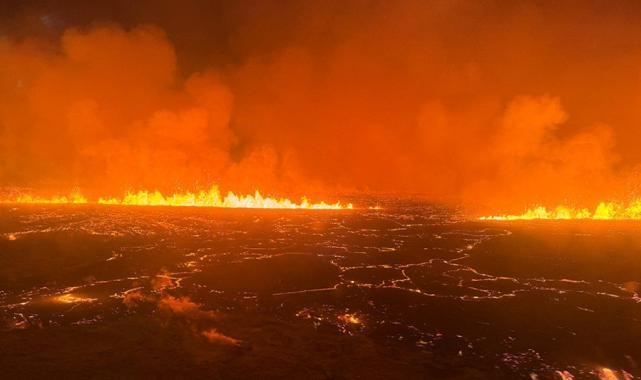 İzlanda'da yanardağ patlaması sonrası kül bulutu uyarısı yapıldı