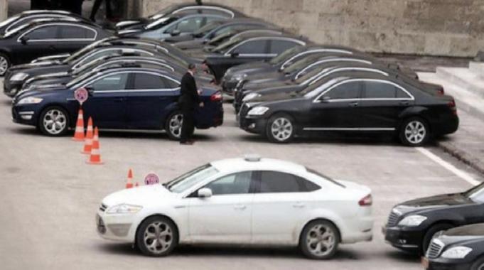 Kamuda araç tasarrufu: Eskiyi satmayana yeni araç yok