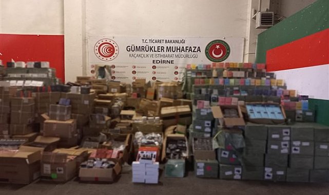 Kapıkule Gümrük Kapısı’nda farklı türlerde kaçak eşyalar yakalandı