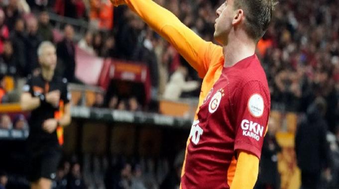 Kerem Aktürkoğlu&#039;ndan Icardi sözleri: Sahada hep birbirimizi arıyoruz