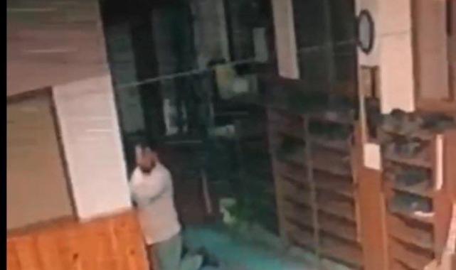 Kütahya'da namaz kılar gibi yapıp para çalan hırsız tutuklandı! O anlar kamerada...