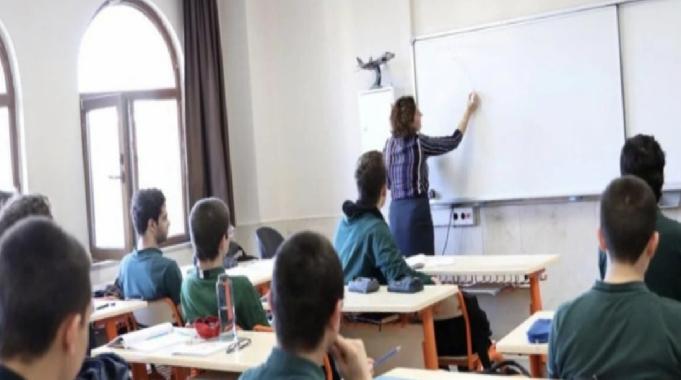 MEB&#039;den bir adım daha! Liselerde &#039;temel hukuk bilgisi&#039; müfredata alındı