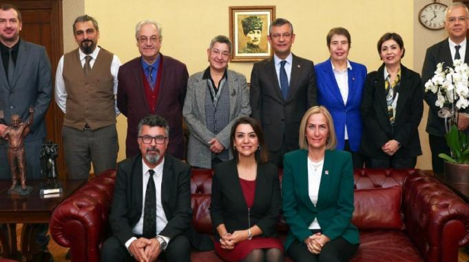 Özgür Özel&#039;den Türk Tabipleri Birliği paylaşımı