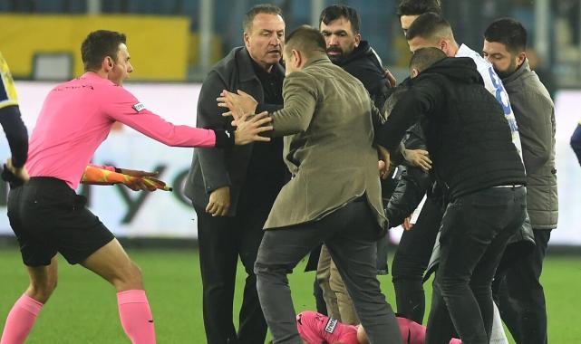 Pierluigi Collina'dan Halil Umut Meler açıklaması: Dehşet verici