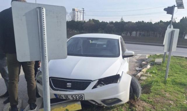 Sakarya'da hastaneye götürdüğü amcası fenalaşınca kaza yaptı: 1 ölü, 2 yaralı