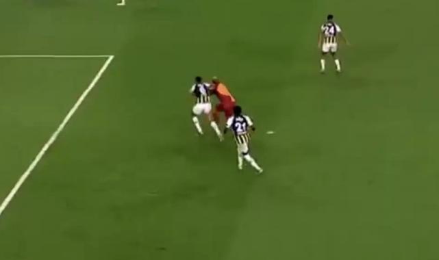 Sosyal medya bunu konuşuyor: Mauro Icardi'nin gözü ne zaman morardı