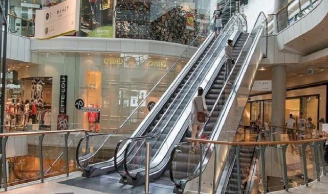 AVM'deki mağazalar fahiş kira artışından yana dertli