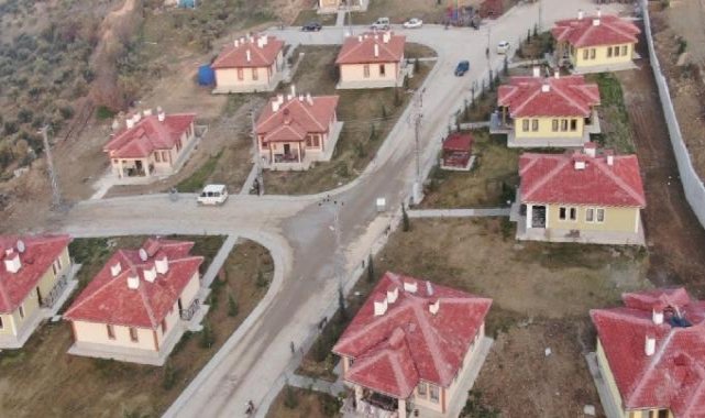 Hataylı depremzedeler yeni yıla yeni evlerinde girecek