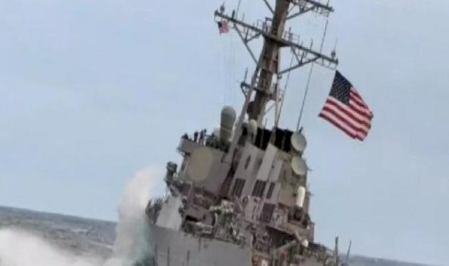 Kızıldeniz'de ABD savaş gemisi ve ticari gemiler vuruldu
