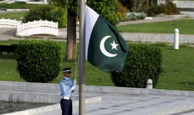 Pakistan'da bombalı saldırı: 23 asker hayatını kaybetti