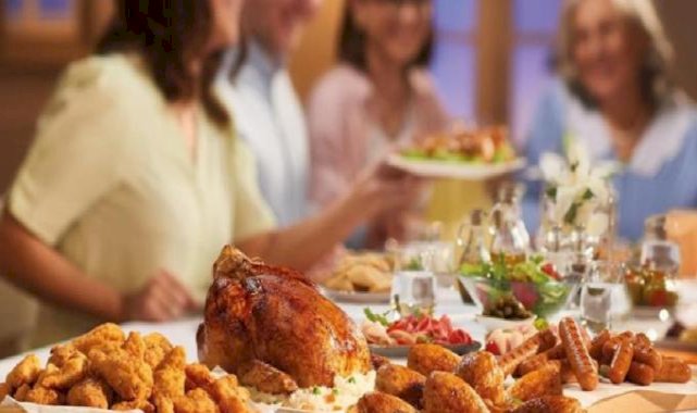 Uzmanlardan 'yılbaşı sofrası' uyarısı! Küçük porsiyonları tercih edin