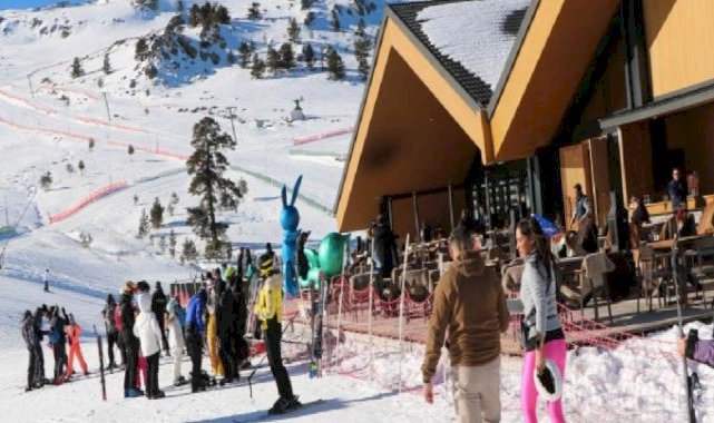 Yeni yıl için Kartalkaya doldu taştı! Otellerdeki yiyecek-içeceklerin ücreti dudak uçuklattı