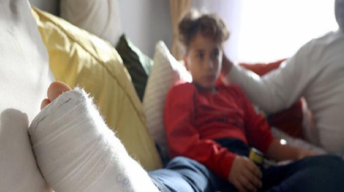 Trabzon'da okulda düşen çocuğun ayağı kartonla sarıldı: İnceleme başlatıldı