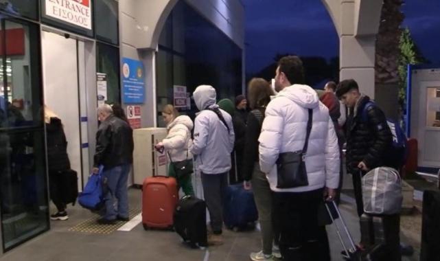 Türk tatilcilerden Yunanistan’ın Midilli Adası’na akın
