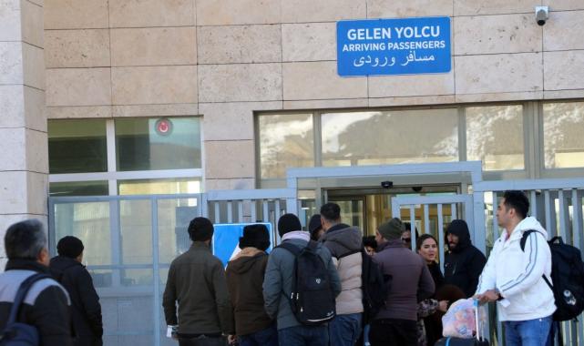 Vanlı turizmcinin yılbaşı sevinci... İranlı turistler otelleri doldurdu!