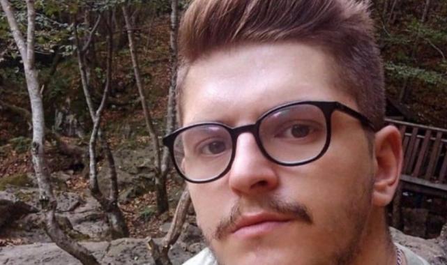 Yalova'da aşırı yağış kaza getirdi! Akaryakıt istasyonunun tabelasına çarpan sürücü öldü