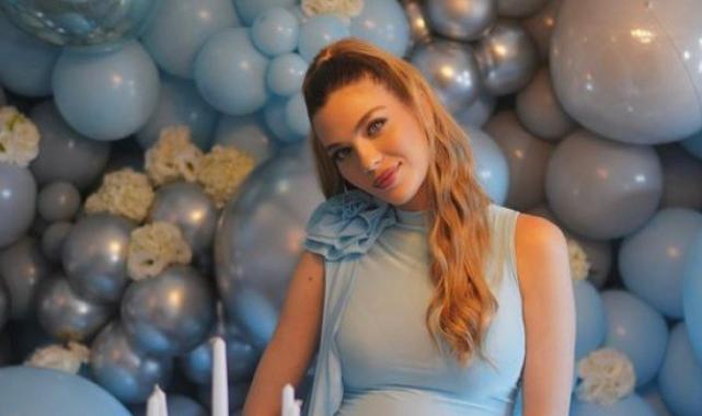 Yasemin Şefkatli doğurdu doğuracak! Baby shower partisi düzenlendi...