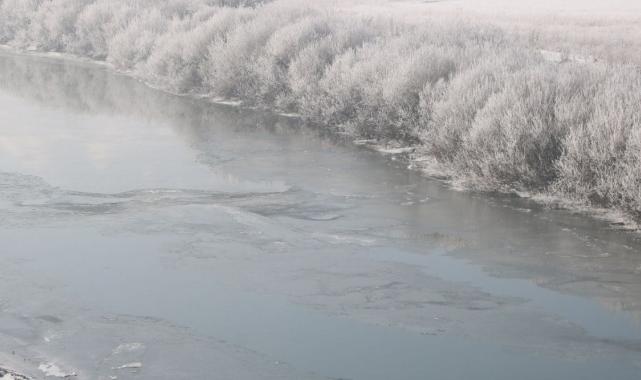 Yüksekova’da uçak seferlerine sis engeli