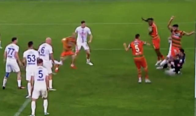 Alanyaspor, Rizespor'u geriden gelerek yendi! VAR'ın inceleme süresi damga vurdu